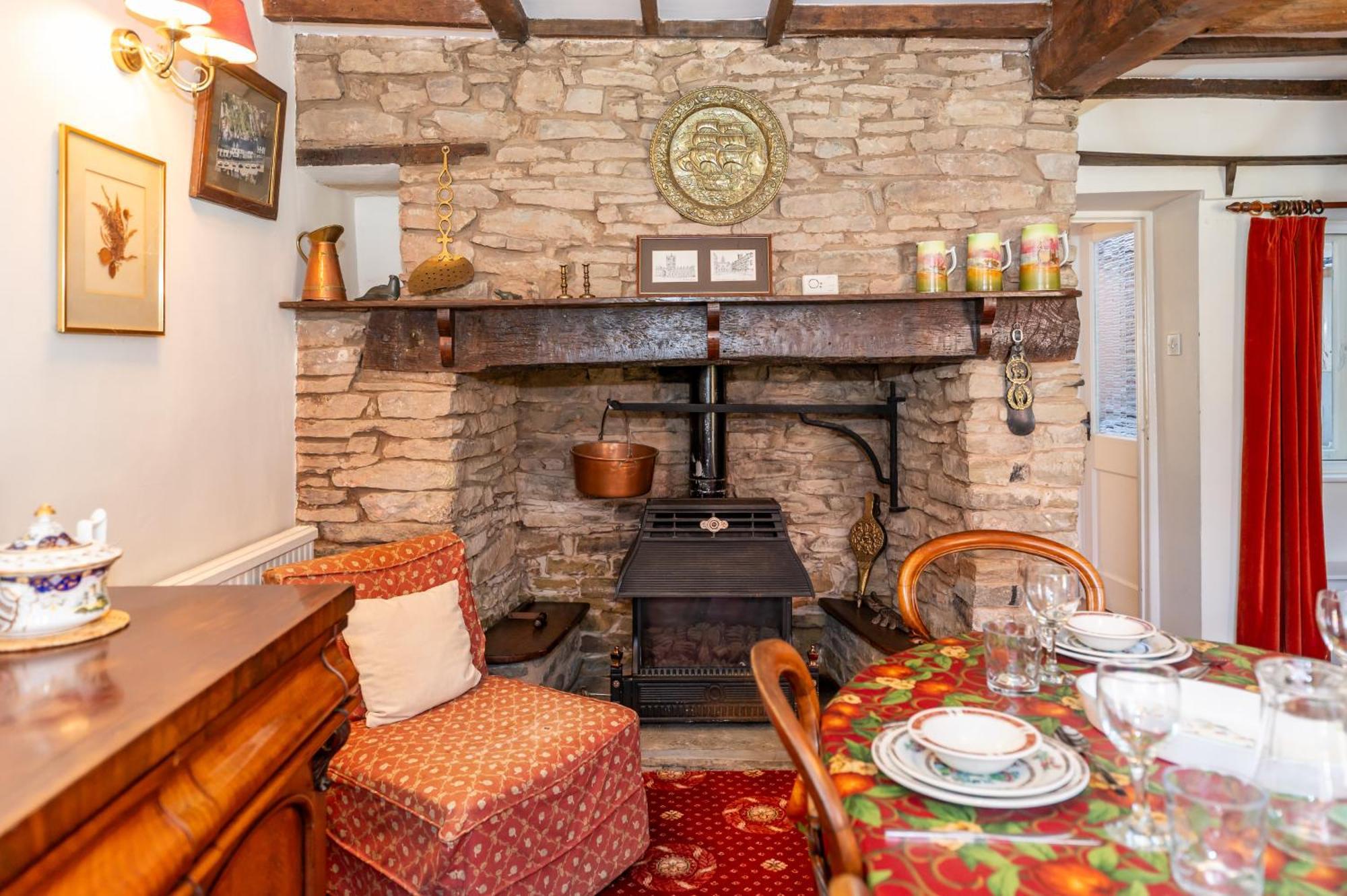 Toad Hall Ludlow Εξωτερικό φωτογραφία